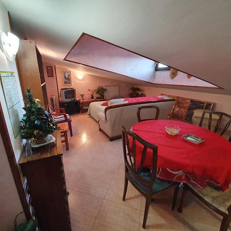 Villa Lilly'S House Castel Di Sangro Exterior foto